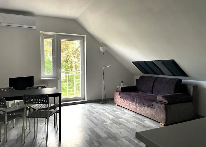 Wynajem Pokoi Julia 3*