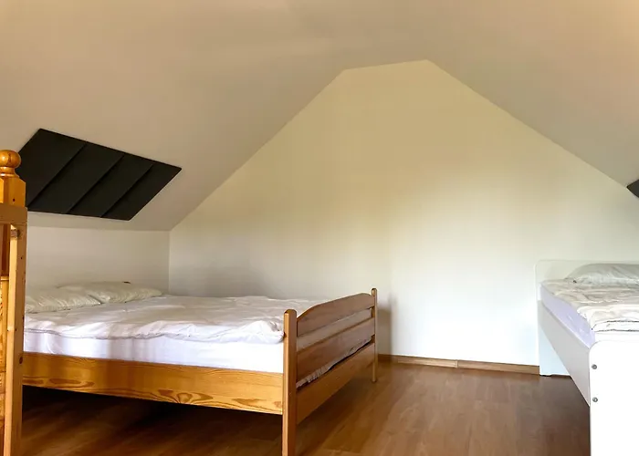 Wynajem Pokoi Julia Vendégház 3*