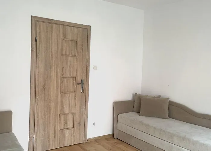 Wynajem Pokoi Julia Vendégház 3*