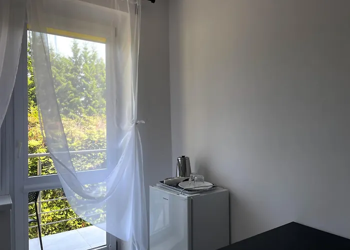 Wynajem Pokoi Julia Vendégház Krynica Morska